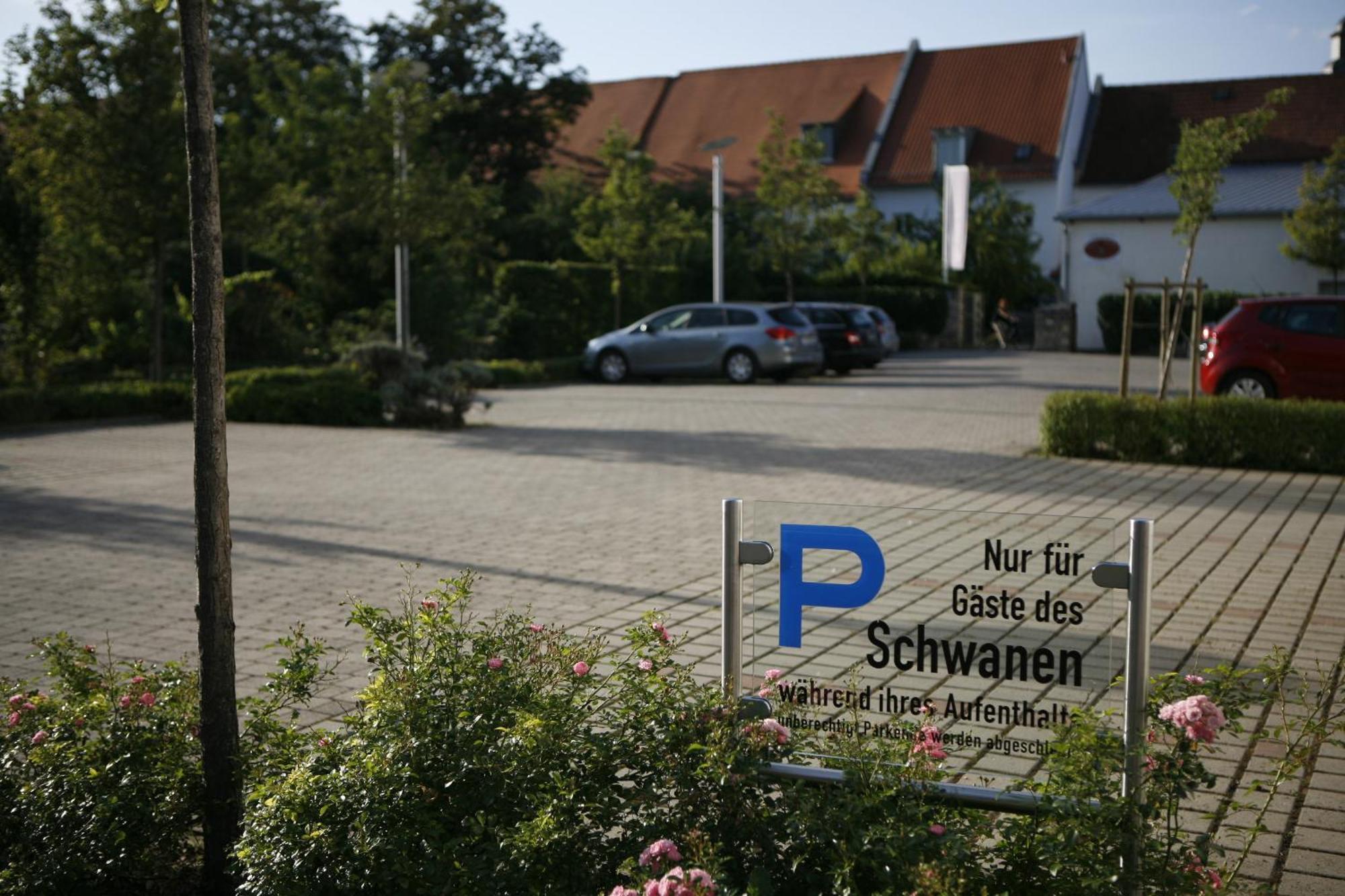 Landhotel Zum Schwanen Mit Restaurant Mona Liza Osthofen Εξωτερικό φωτογραφία