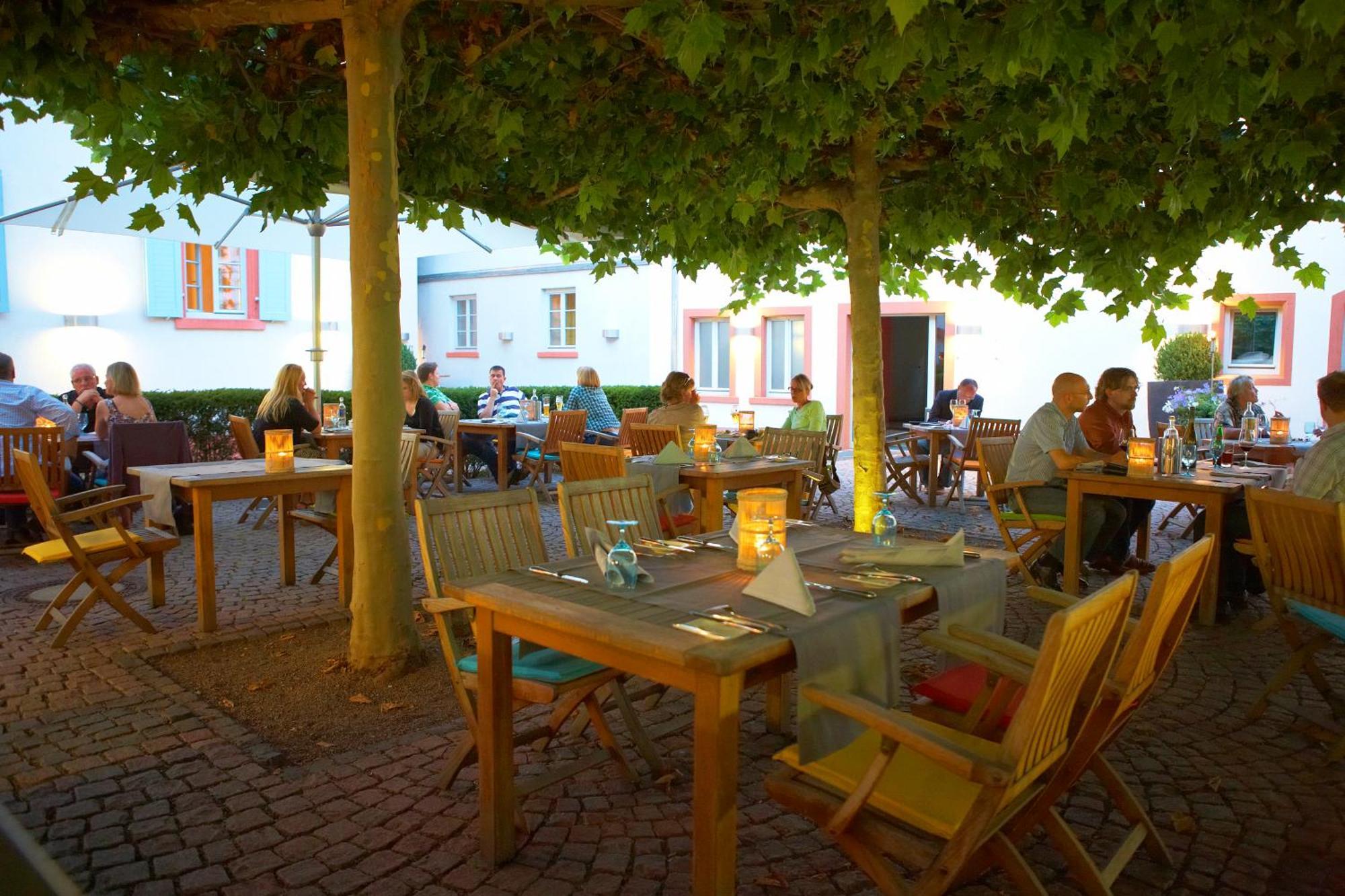 Landhotel Zum Schwanen Mit Restaurant Mona Liza Osthofen Εξωτερικό φωτογραφία
