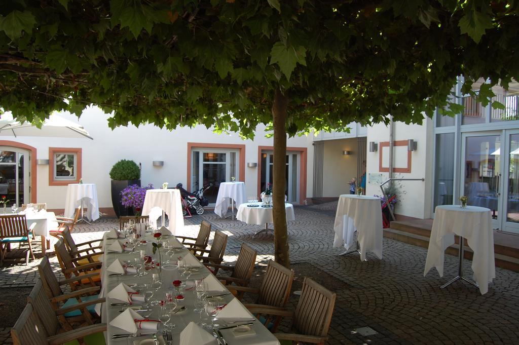 Landhotel Zum Schwanen Mit Restaurant Mona Liza Osthofen Εξωτερικό φωτογραφία
